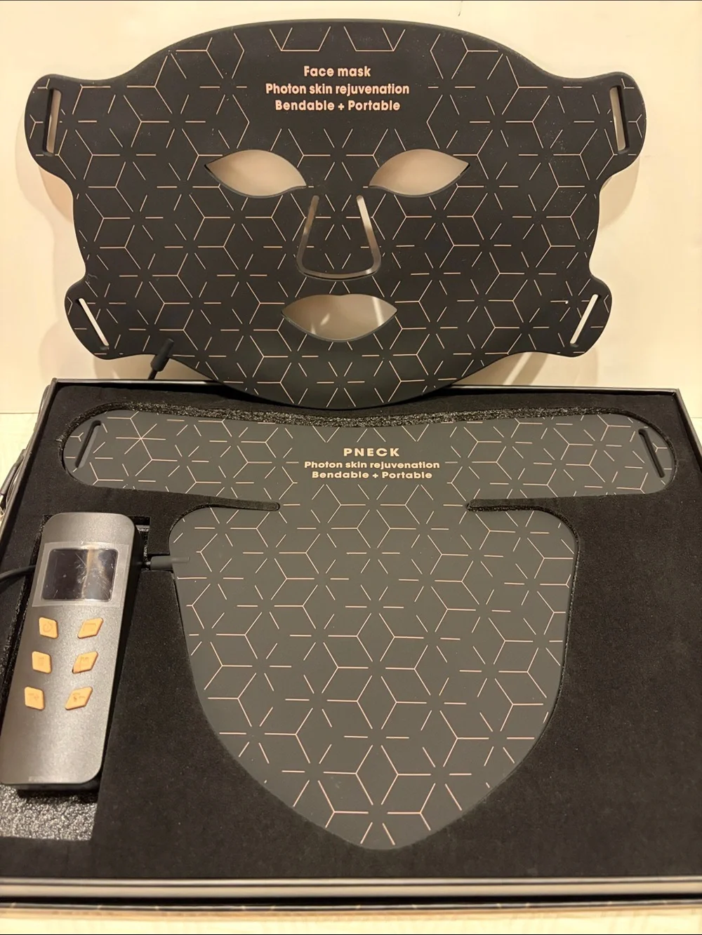 Skin Rejuvenation Face Mask + Neck